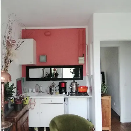 Petit 2 Pieces Au Coeur De Montmartre Apartment Paris